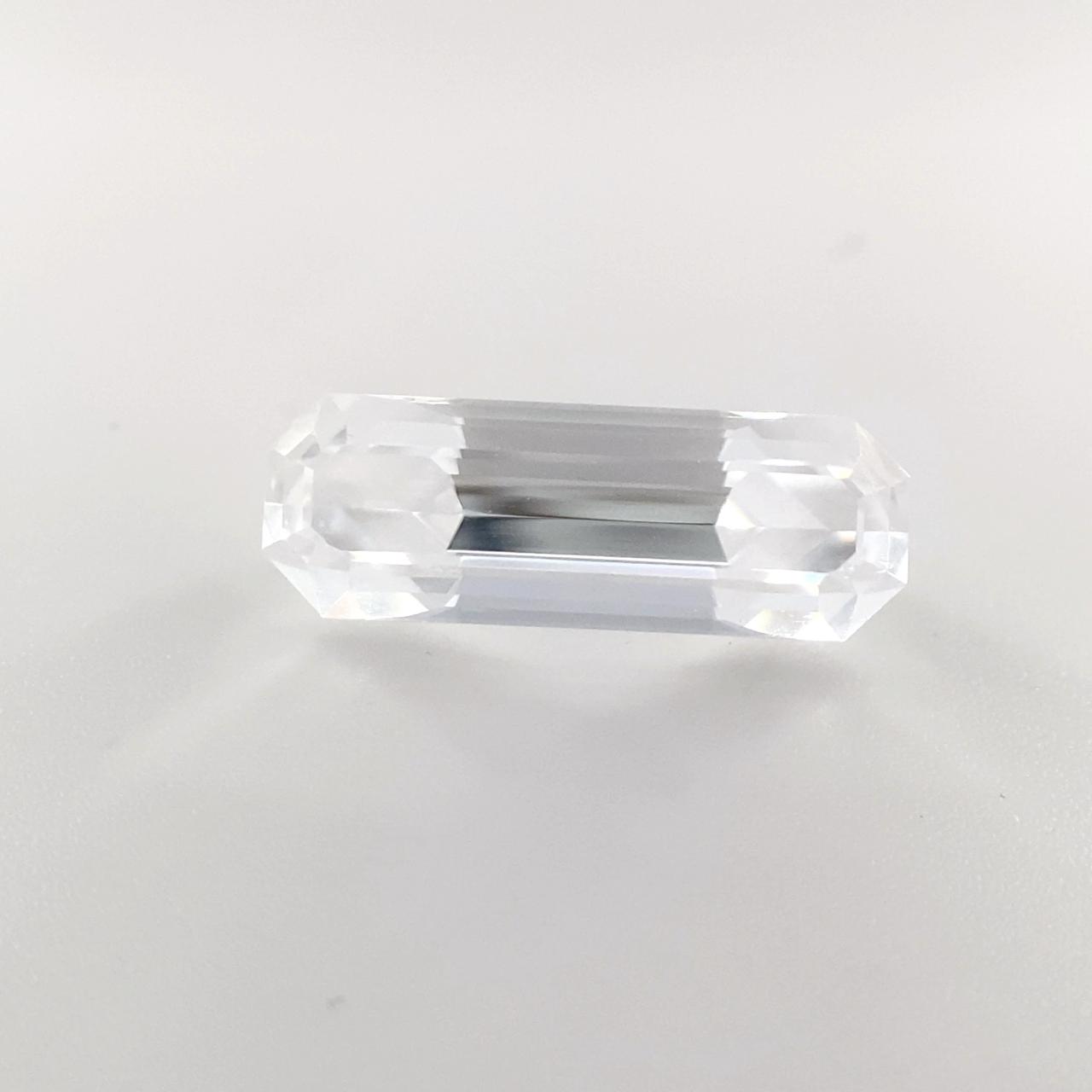 2.7ct Natrolite