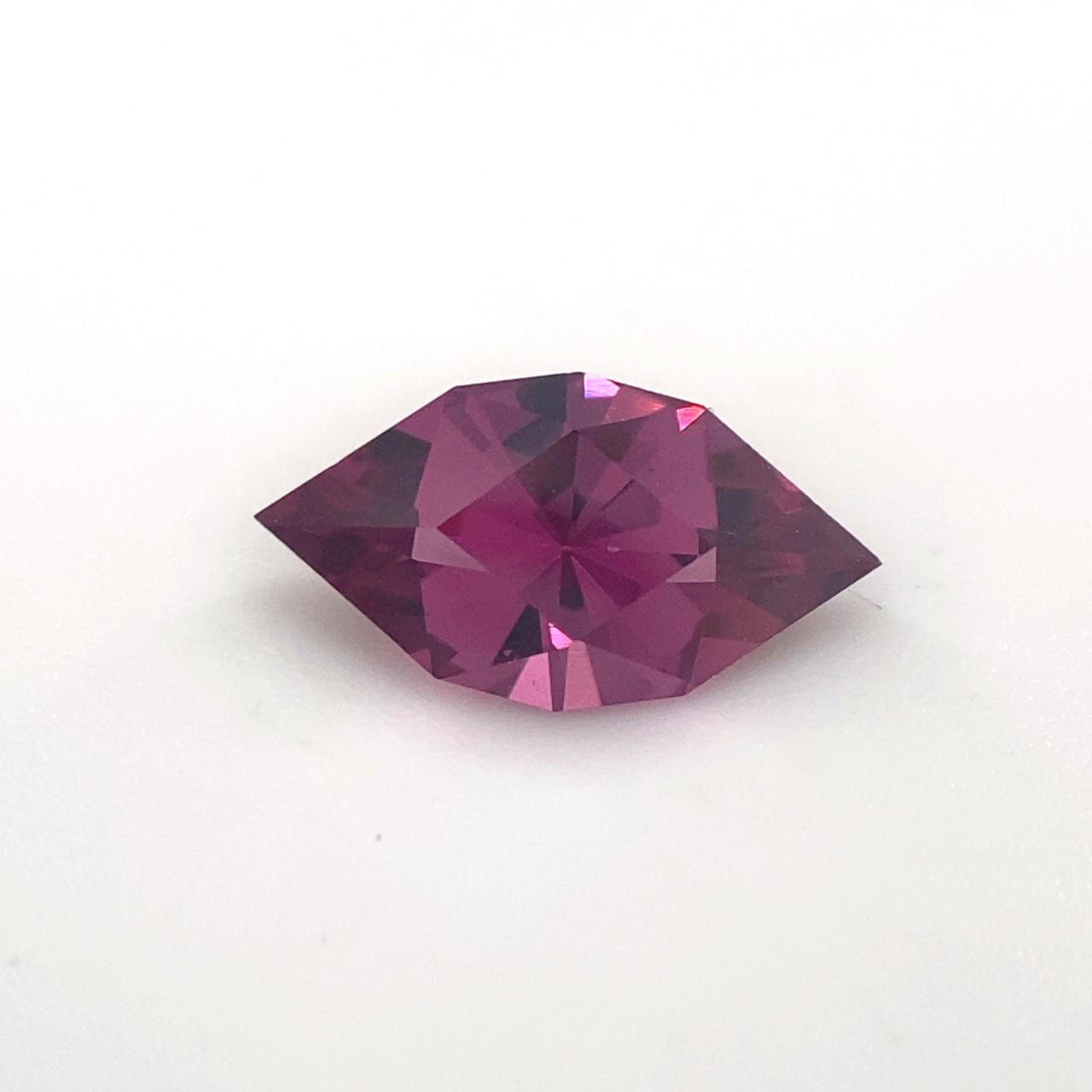 1.5ct Umbalite garnet
