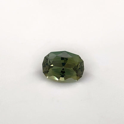 0.8ct Green tanzanite