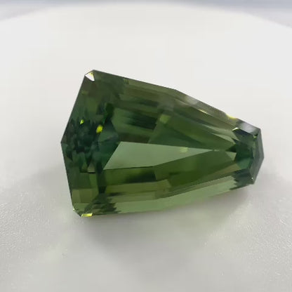 16ct Arizona peridot
